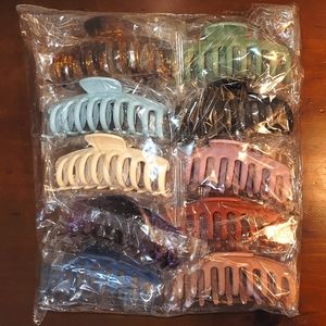 Large claw hair clips